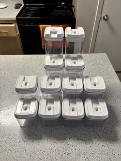 Clear Plastic Airtight Food Storage Containers Set