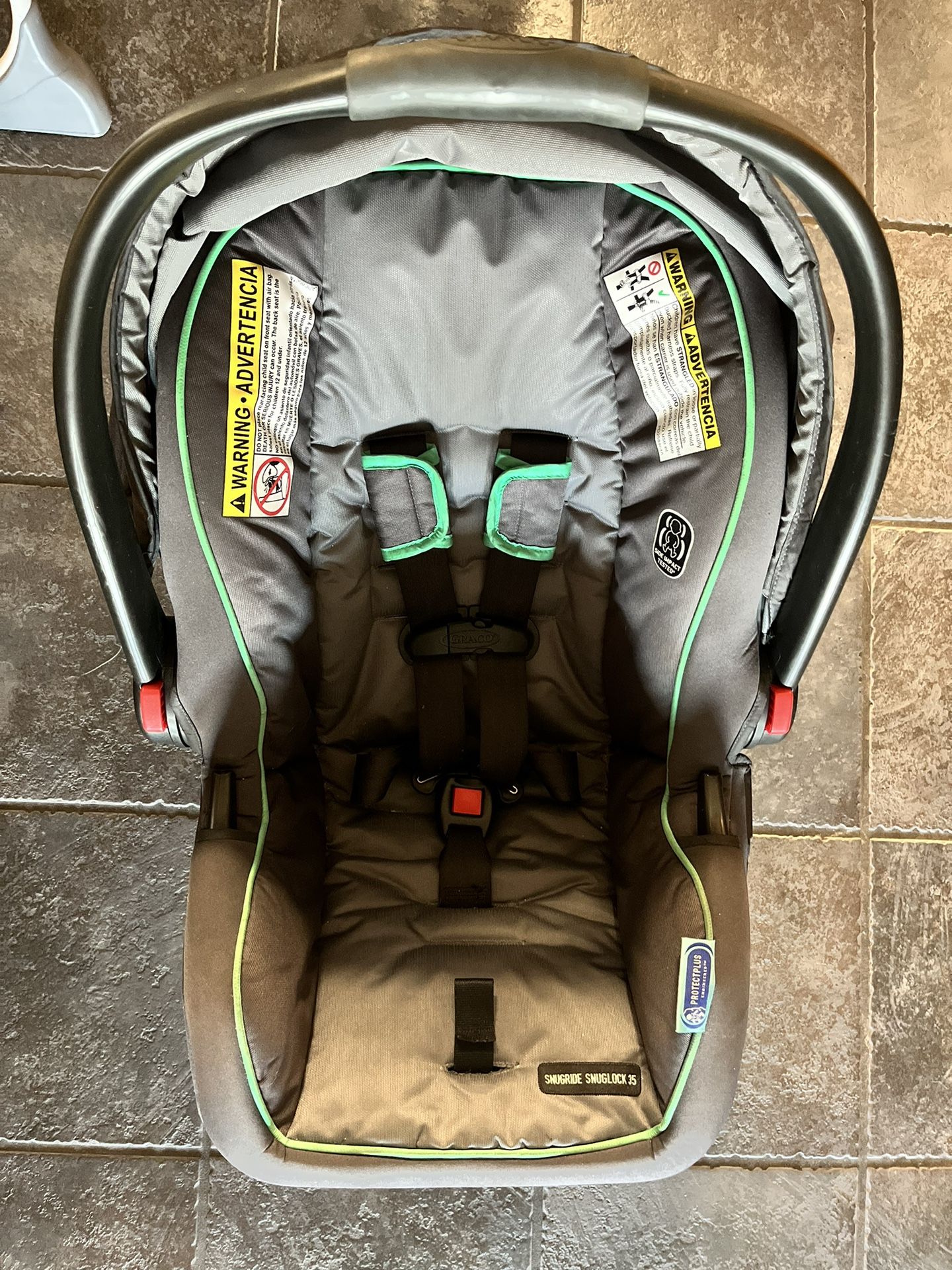 Graco Infant Car seat