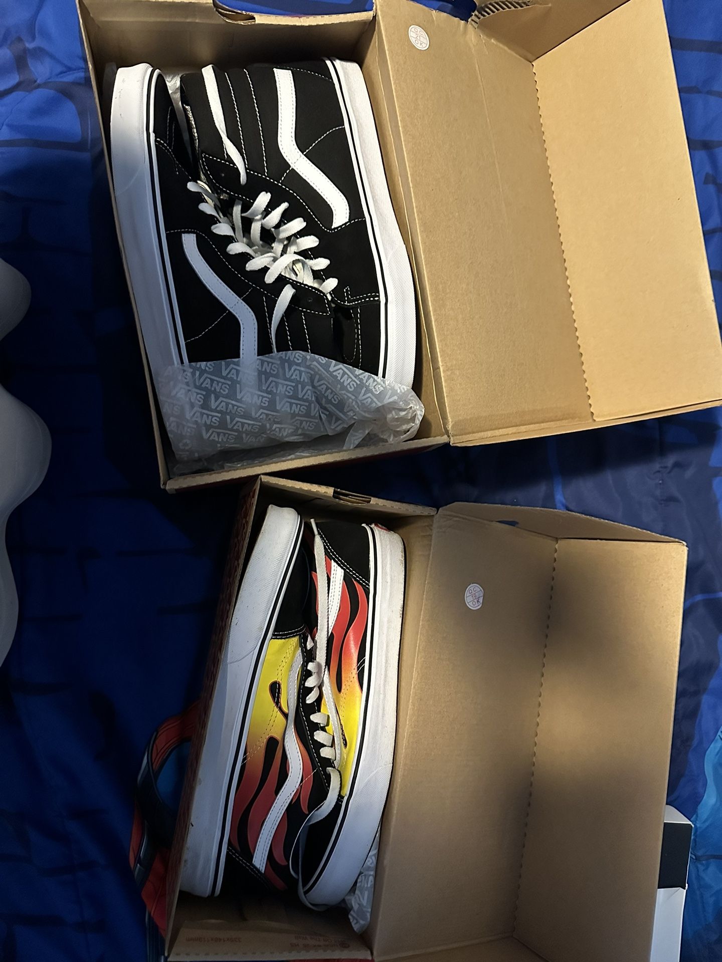 2 Pairs Of Vans 