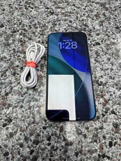 iPhone 16 Pro Max 256gb black titanium MYW33LL/A
