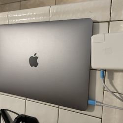 2016 MacBook Pro 13 Space Gray