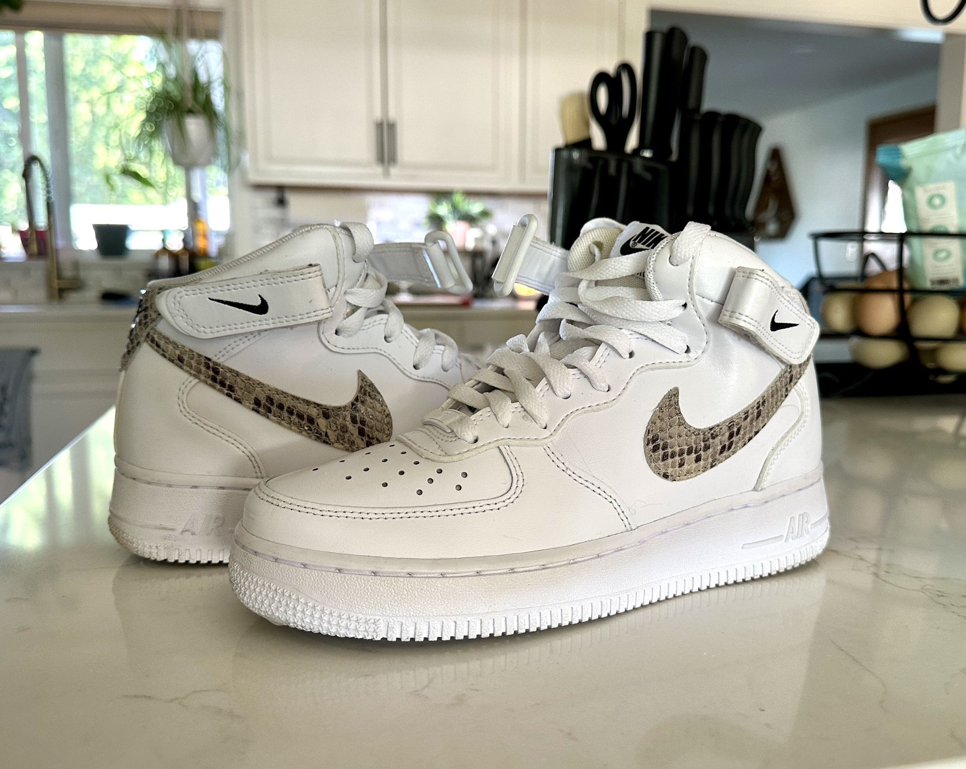 Bike Women’s Air Force 1 Snakeskin Swoosh