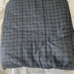 Nice Comforter - 70”x80” - Twin / Extra Large Blanket / Throw / RV Bedding - Soft And Warm