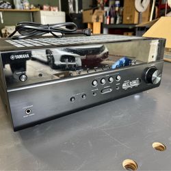 Yamaha RX-V673 Receiver