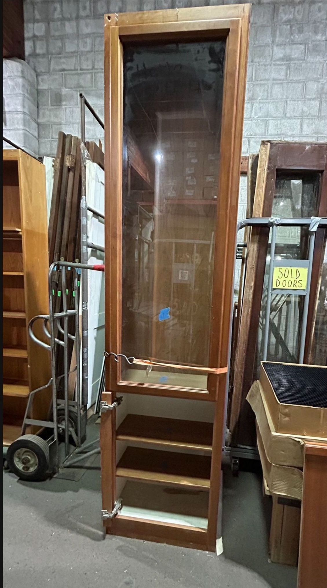Ceiling High Cabinet w/Beveled Glass Door