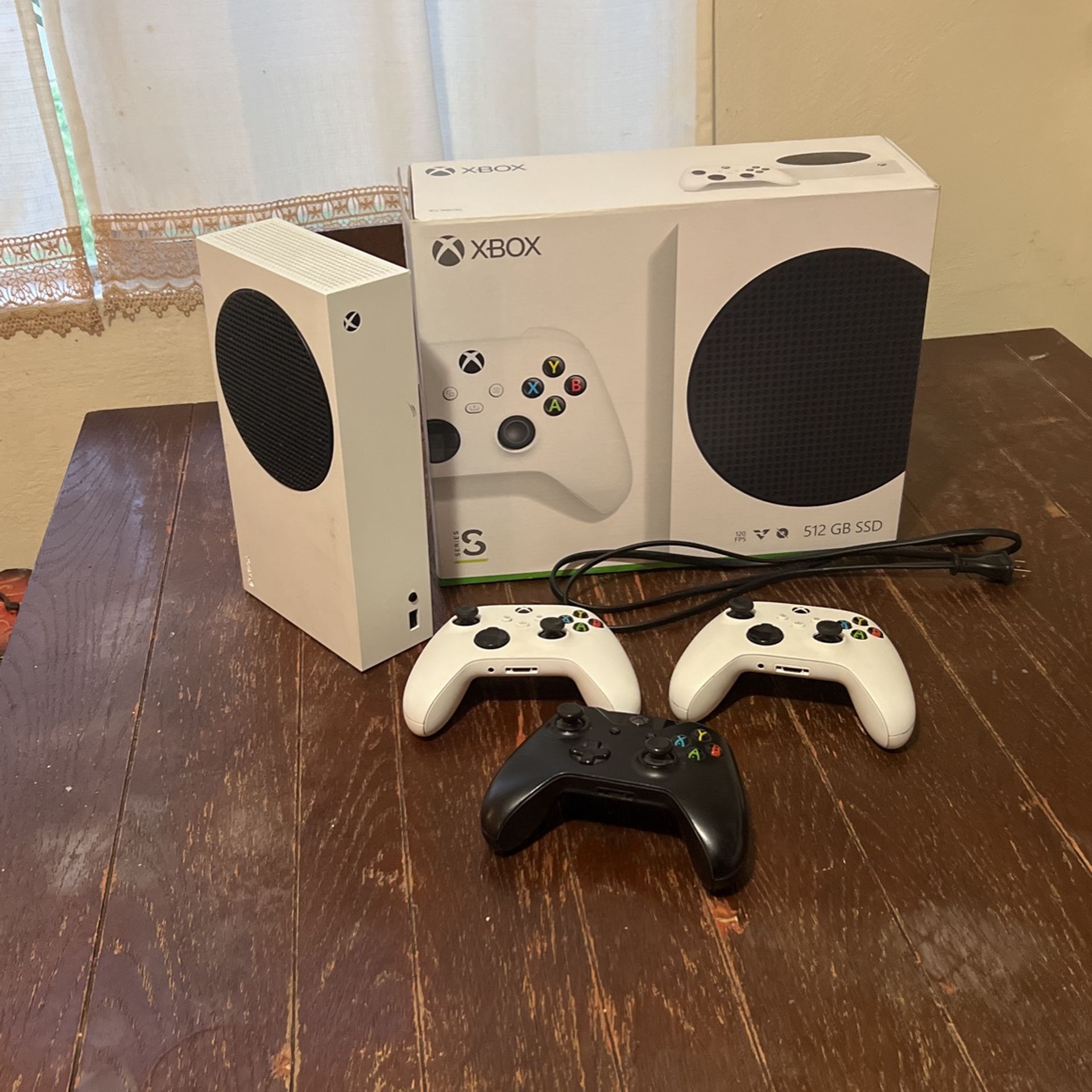 Xbox One Series S 