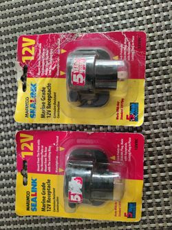 Marine grade 12V receptacle. Corrosion resistant