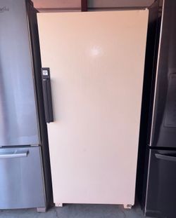 Amana Standing Freezer