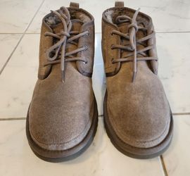 UGG Neumel suede Chukka Boots Size 10 Mens