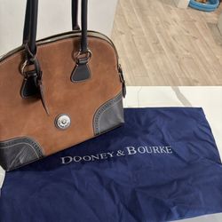 Dooney & Bourke Handbag 