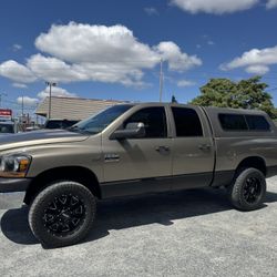 2007 Dodge Ram 2500 Quad Cab ST Pickup 4D 6 1/4 ft 174k miles 6 speed manual transmission with granny low  Hemi engine  Clean title  Runs great  Finan
