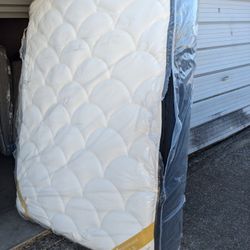 Mattress Queen 