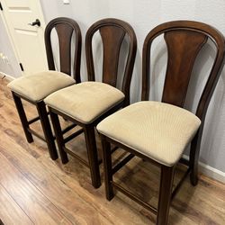 Solid Wood Upholstered 3- Counter Height Stool !!! 24” H 