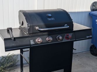 Dyna-Glo 4-Burner Gas Grill