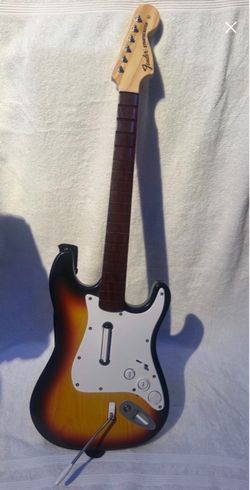 Rock Band Fender Stratocaster Guitar (Sony, PlayStation 3, PS3) Sunburst Harmonix PSGTS2 **No Dongle