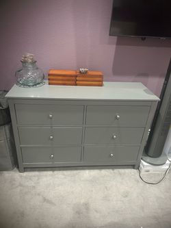 Gray 6 drawer dresser