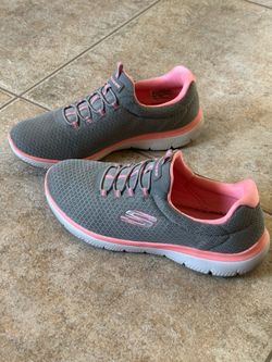 Women’s Skechers shoes