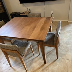 Solid Maple Kitchen Table Amish Made Brand New 