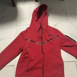 Nike Tech 