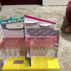 Shopkins Doll house