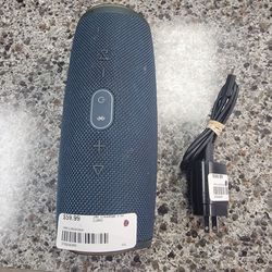 JBL CHARGE 4