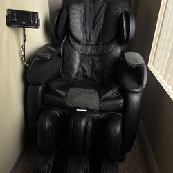 Black Massage Chair 