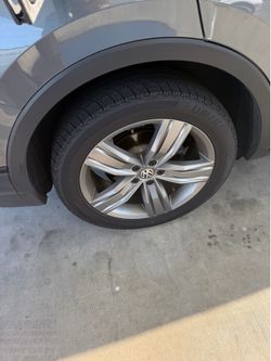 Vw tiguan 19 rims OEM