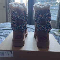 Girls uggs 
