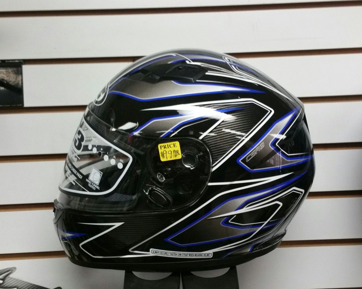 New full face helmet size medium $59