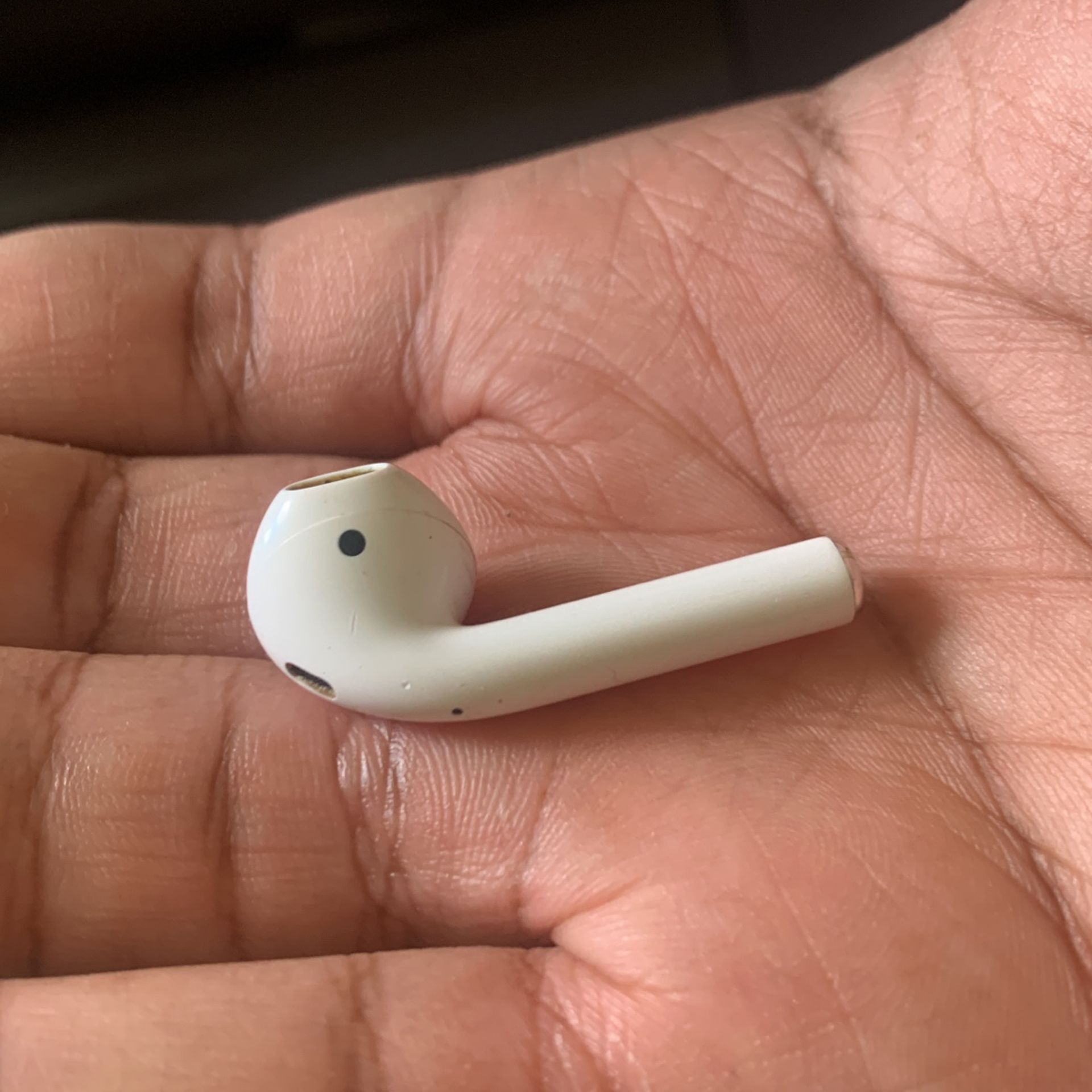 Right Airpod