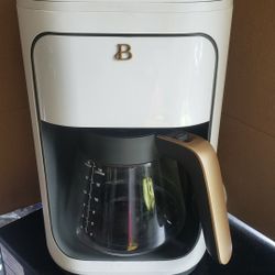 Drew BMoore Coffee Maker