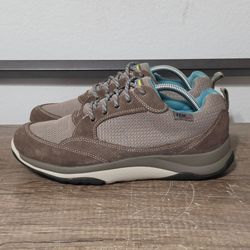 LL Bean Tek Waterproof 200 Gram Primaloft Shoes Size 10 Wide