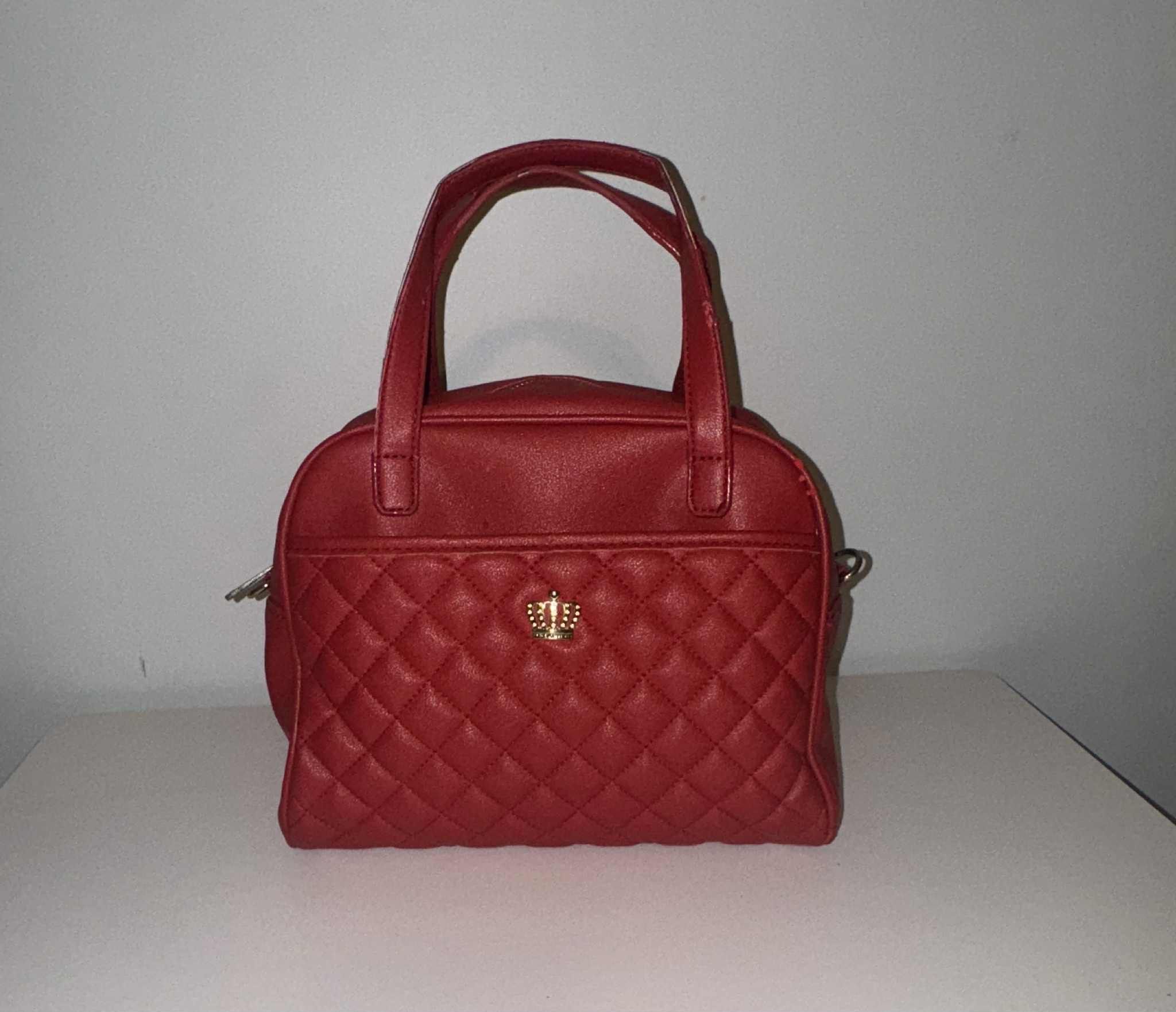 Preowned Juicy Couture Elegant Red Quilted