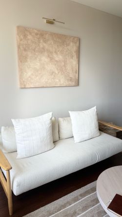 Crate & barrel Futton