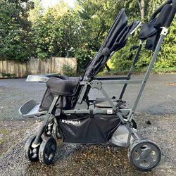 Joovy Caboose ultralight sit/stand double stroller