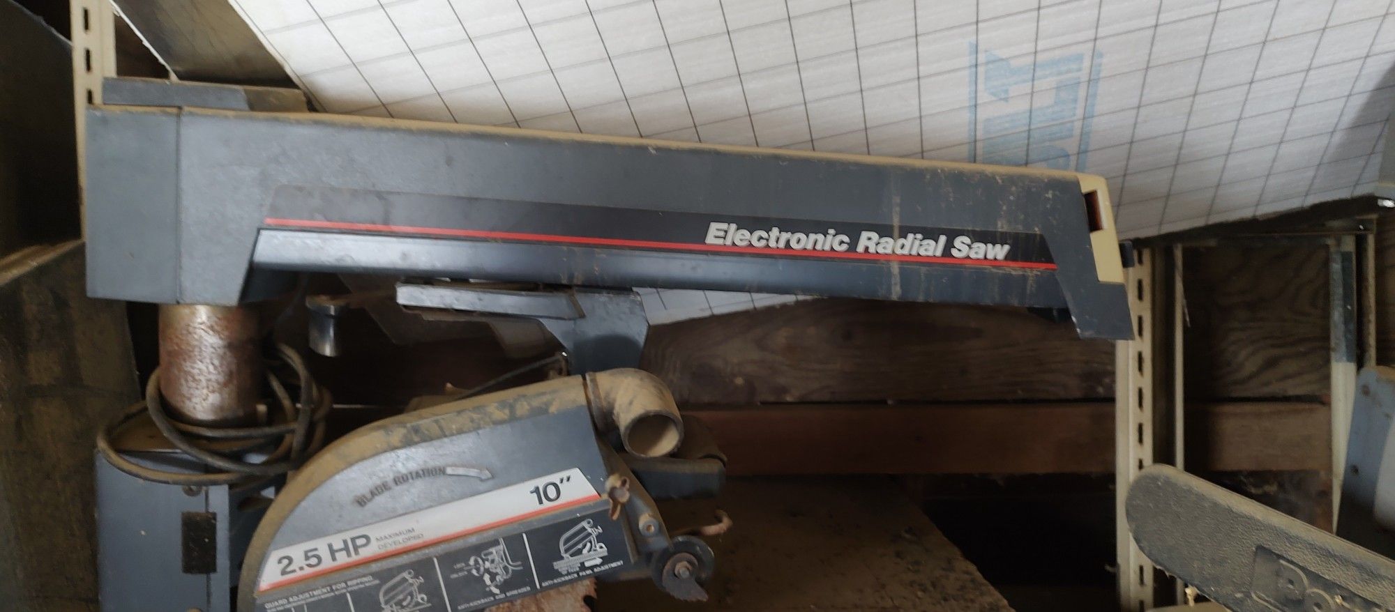 Electric Radial Saw