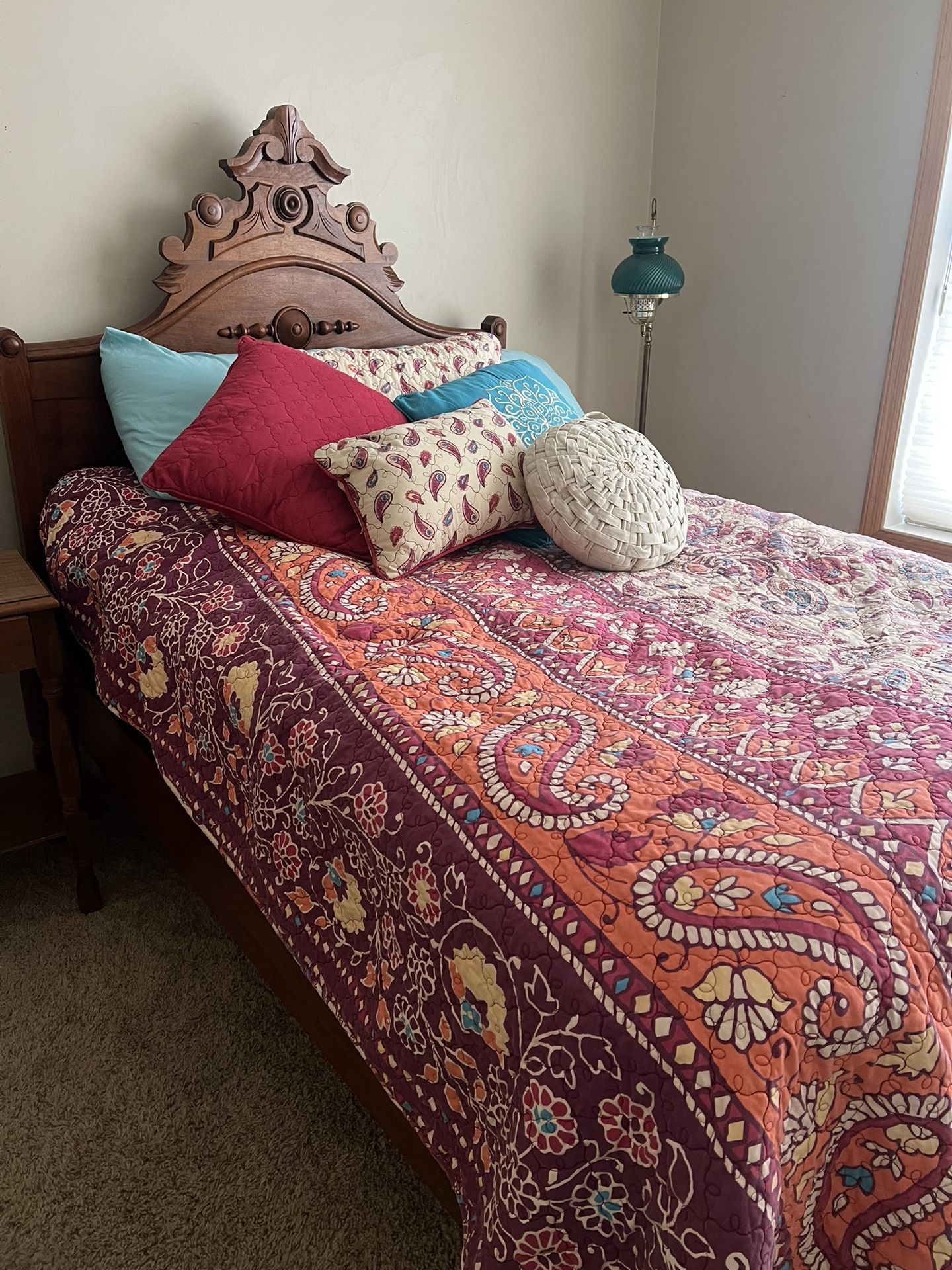 Antique 3/4 Mahogany Bed Frame 
