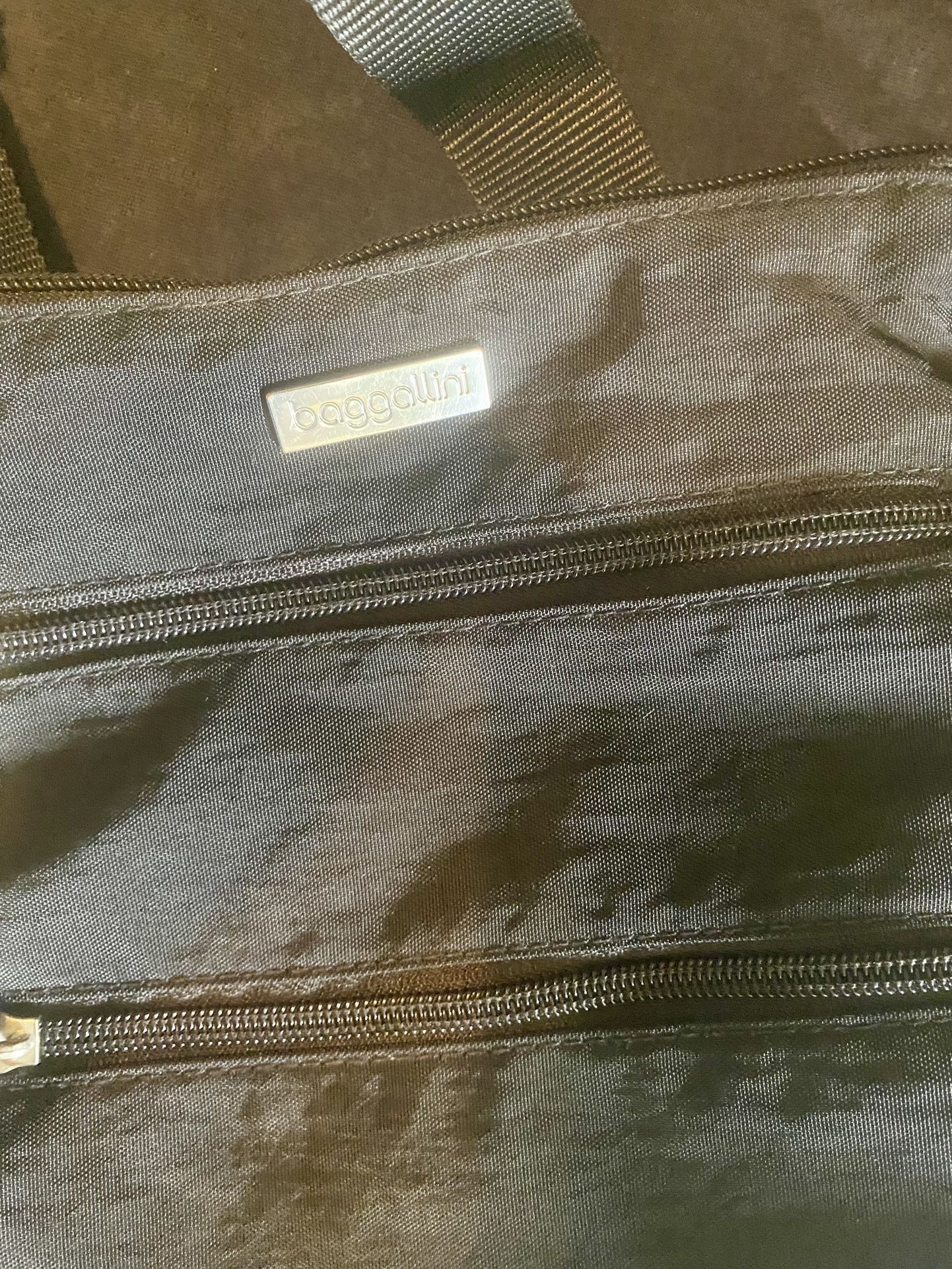 BAGGALLINI 