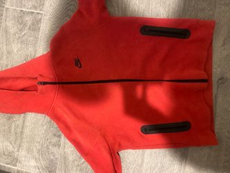 Red Nike tech