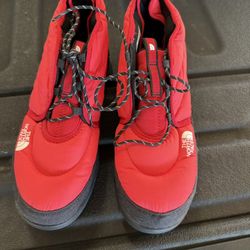 North Face Size 9.5 