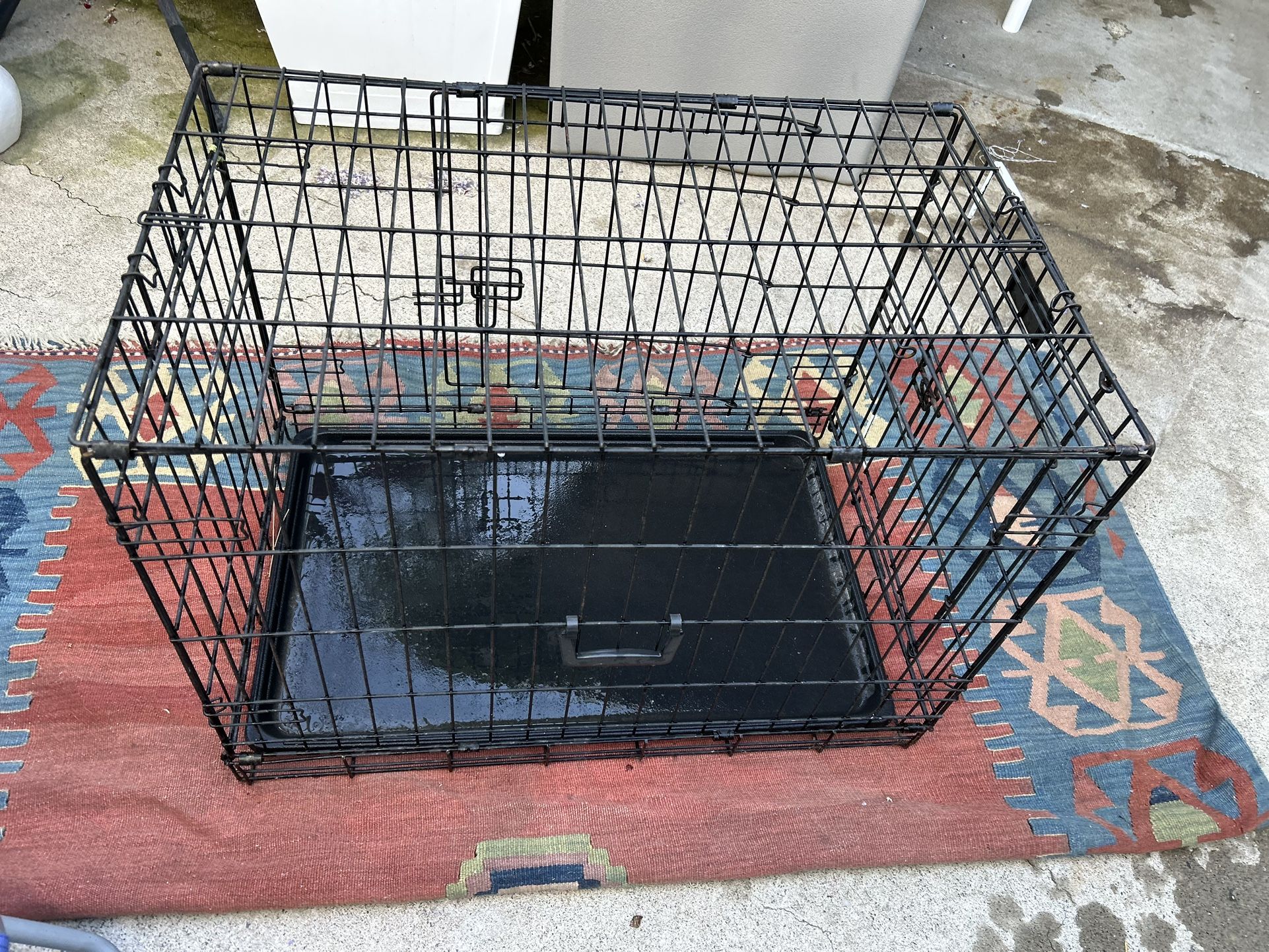 DOG CRATE