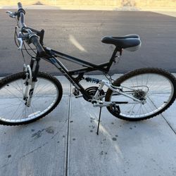 Huffy 26 Inch Rock Creek Dual Suspension Bike