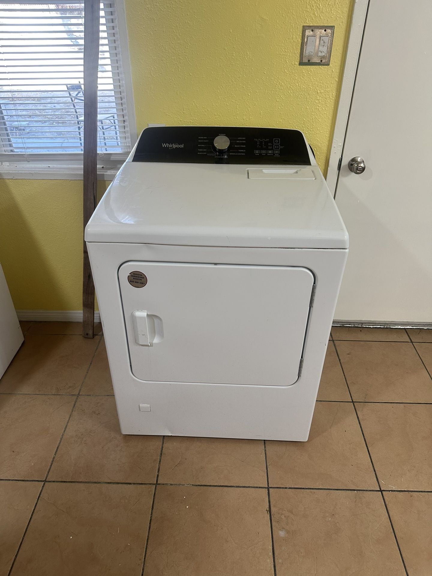 Gas Dryer For Sale. 