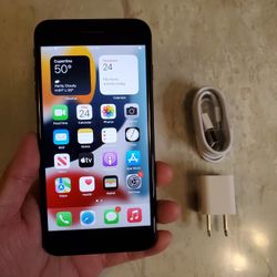 iPhone 8 Plus - UNLOCKED - Like New