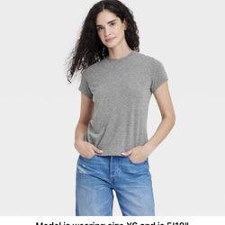 Women's Fitted Short Sleeve T-Shirt Universal Thread Heather Gray Size XS
