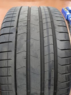 275/30/20 pirelli