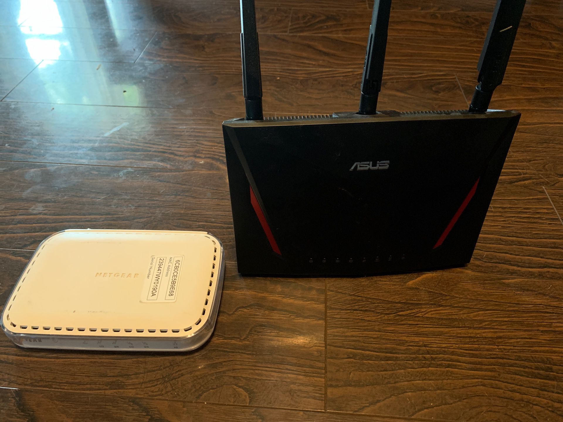 Comcast cable modem and Asus gigabit Wi-Fi router