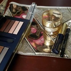 ESTEE LAUDER GOLD COLLECTION