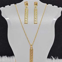 18k Necklace/Earring set