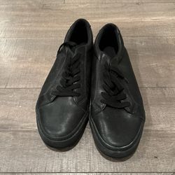 Black Flat Shoes 